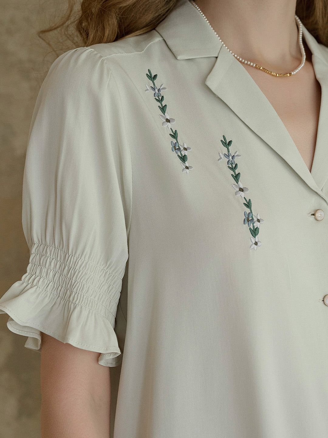 【Final Sale】Wisteria V-Neck Embroidery Blouse - Purple