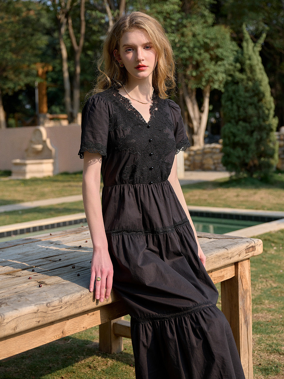 Clove V-Neck Lace Waist Cotton Dress