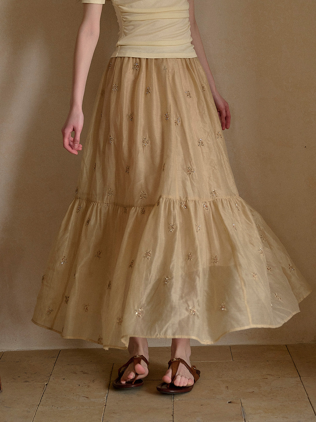 Gwendolyn Embroidery Midi Skirt