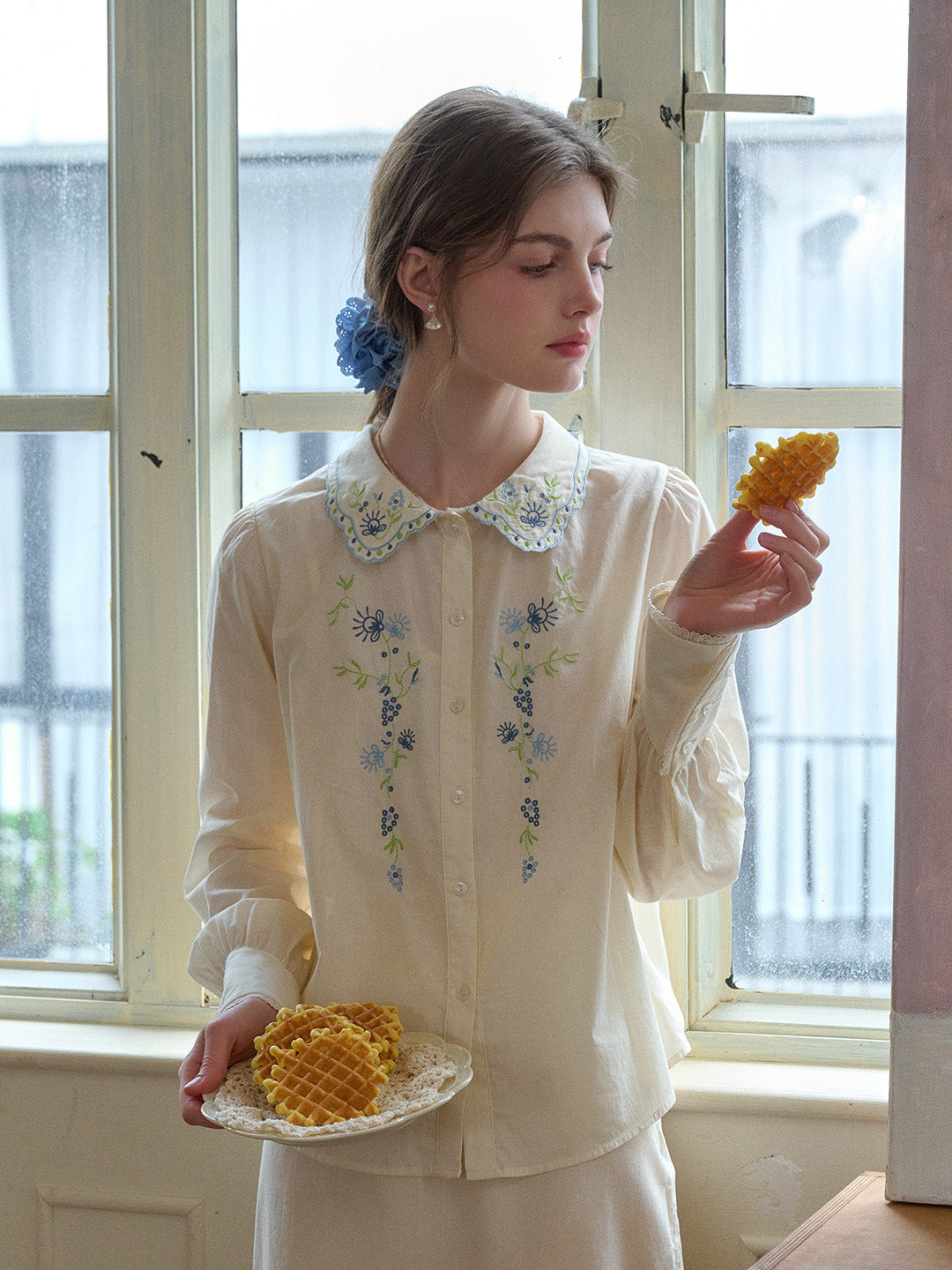 Luciana Peter Pan Collar Embroidery 100% Cotton Blouse