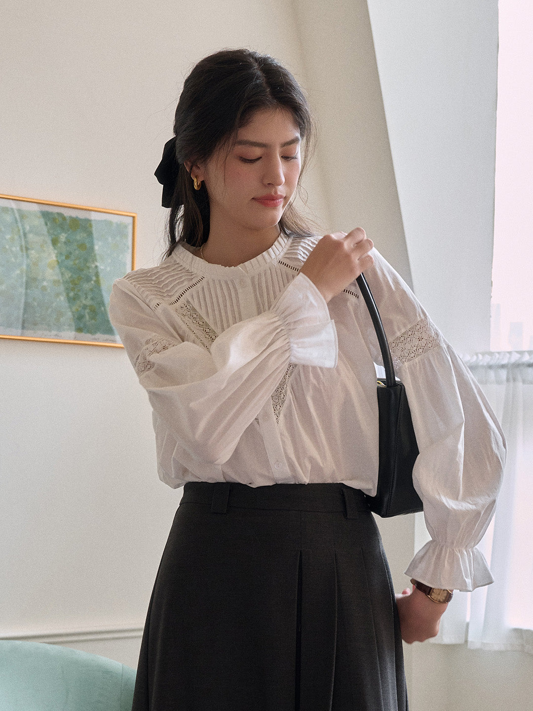 Mabel Round Neck Lace Hollow Blouse