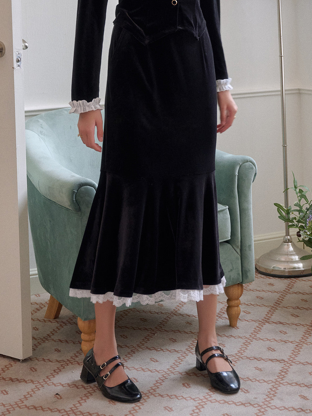 Elle Velvet Lace Fishtail Skirt