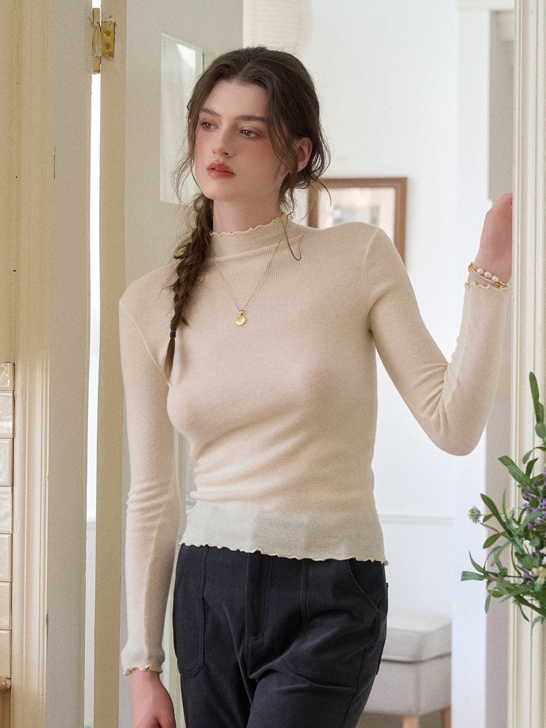 Amanda Ruffle Collar 100% Wool Top