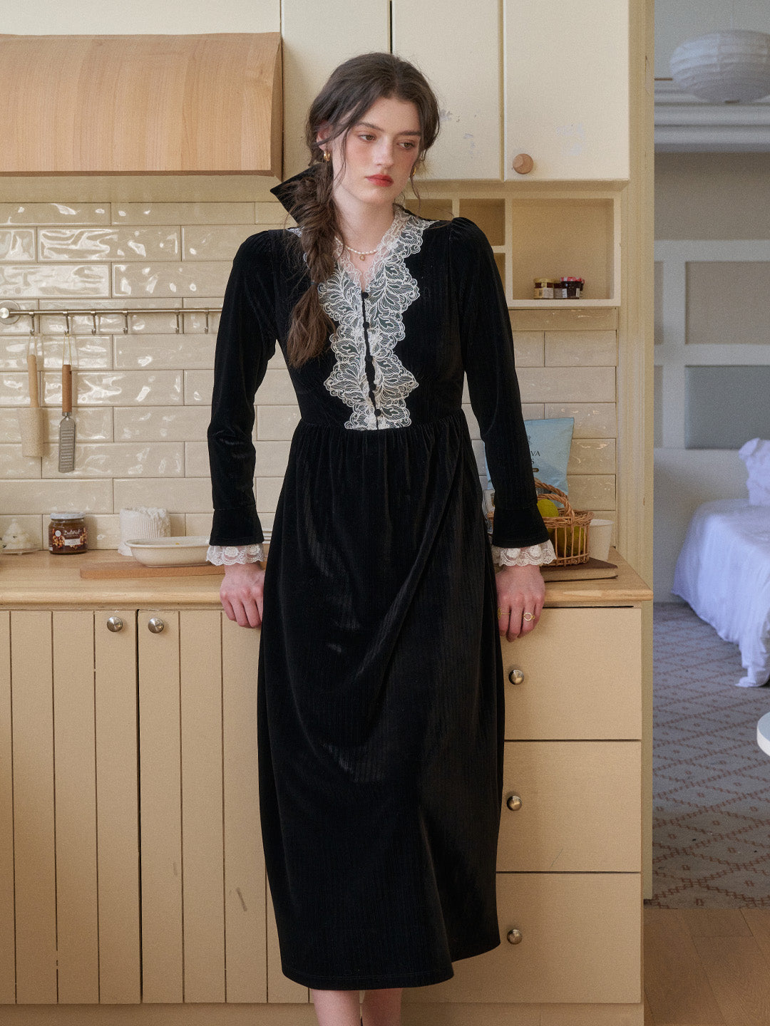 Ariah V-Neck Lace Velvet Dress