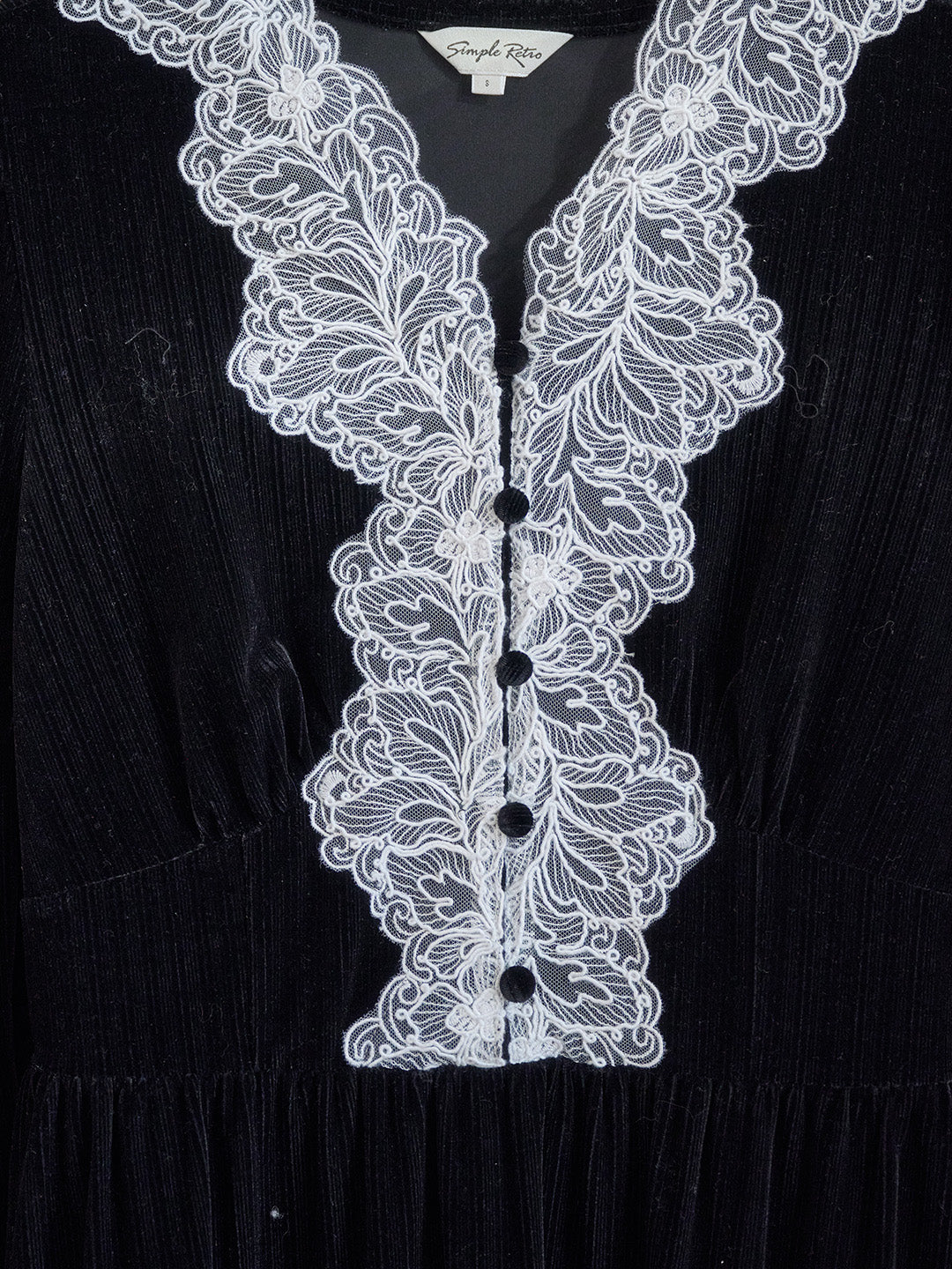 Ariah V-Neck Lace Velvet Dress
