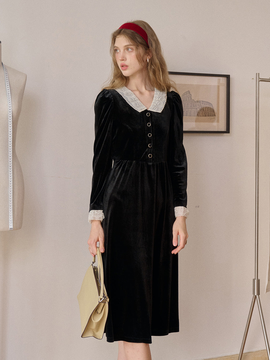 Emely V-Neck Velvet Lace Dress