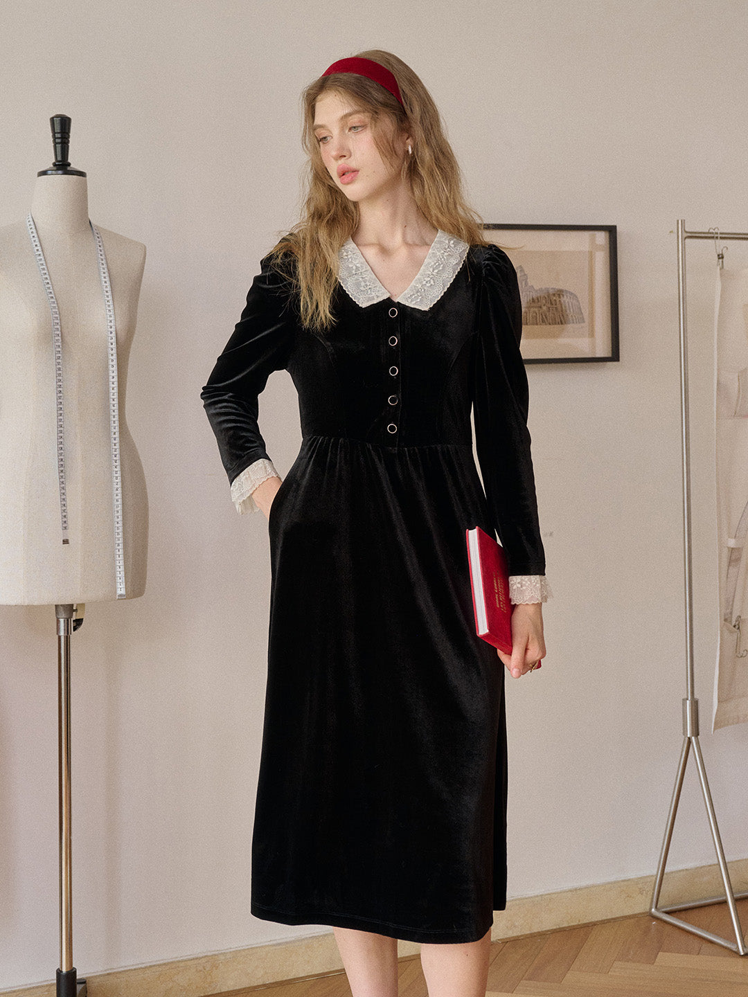 Emely V-Neck Velvet Lace Dress