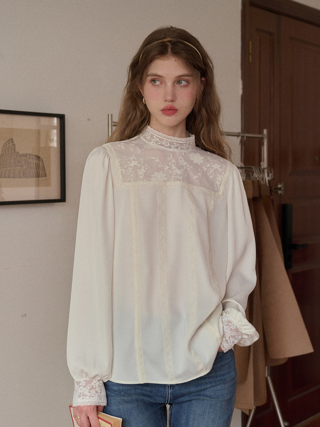 Raya Stand Collar Embroidery Blouse
