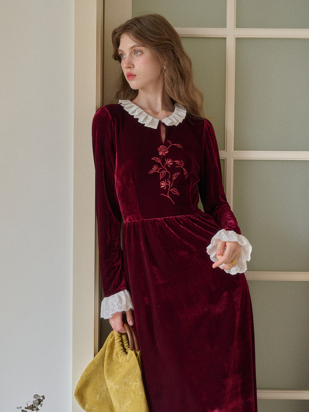 Aliana Round Neck Embroidery Dress