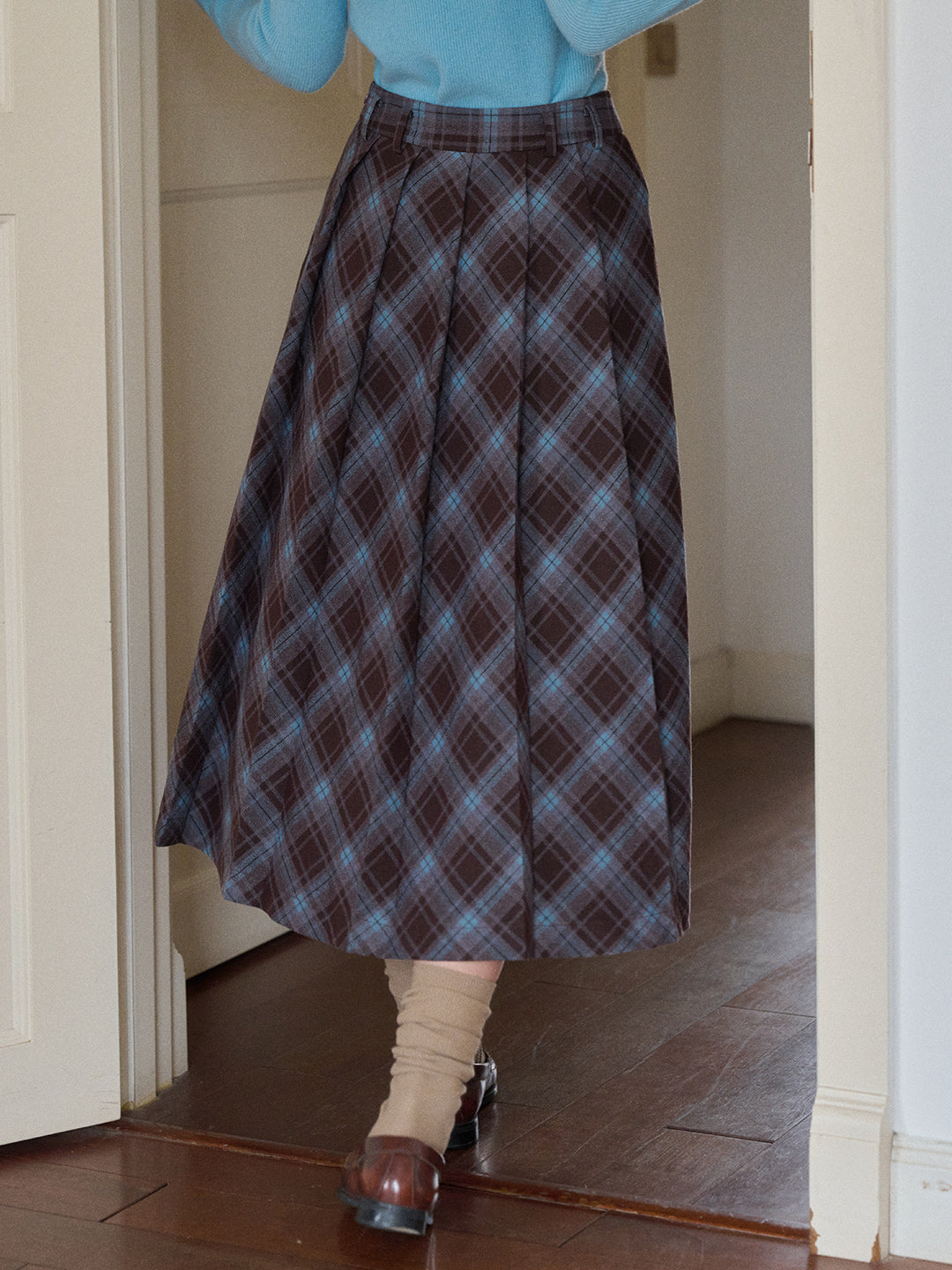 Jaylani Plaid Midi Skirt