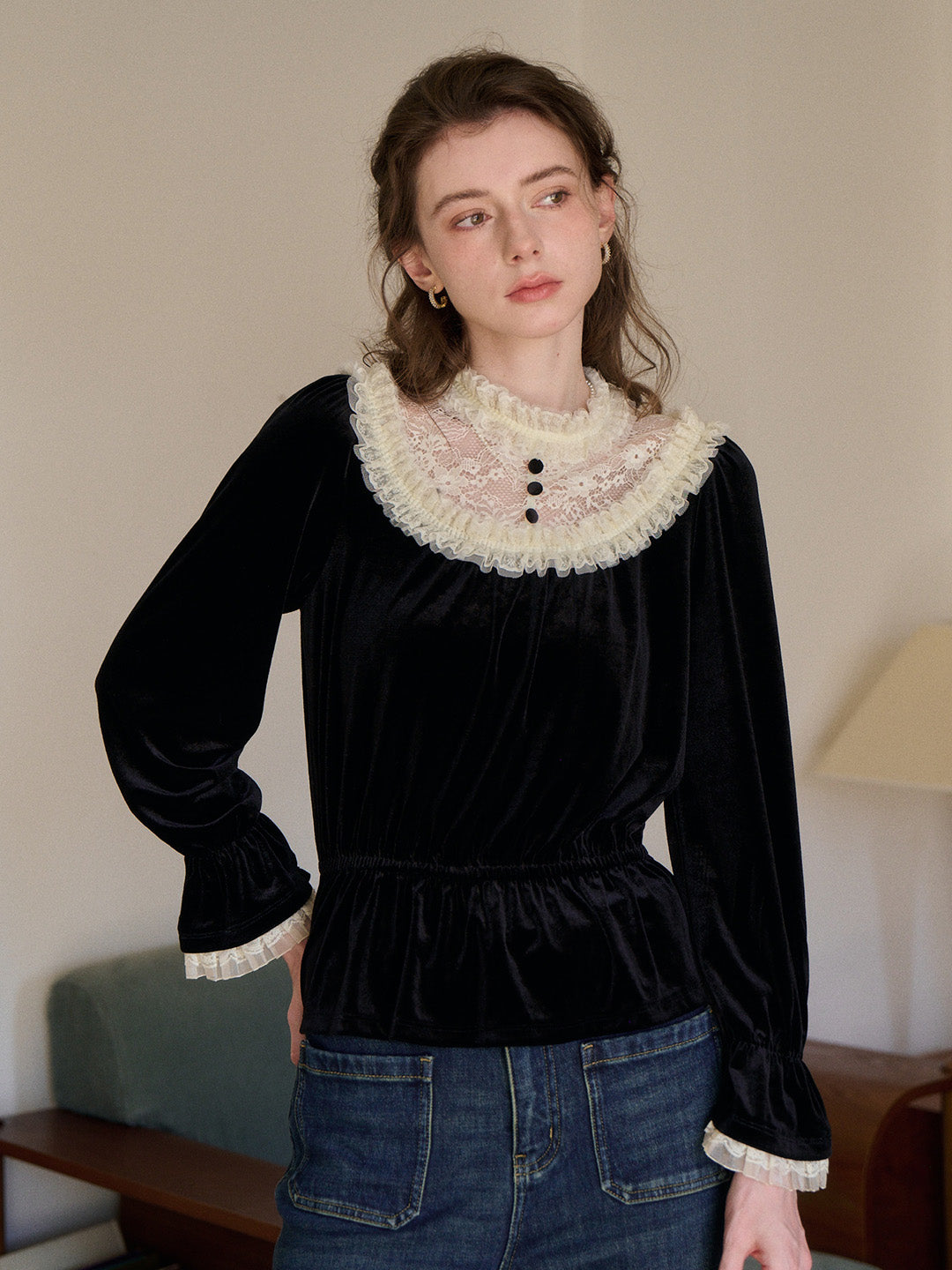 Elodie Lace Collar Velvet Blouse