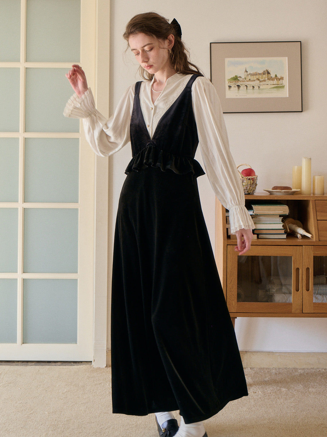 Rosalia V-Neck Velvet Dress