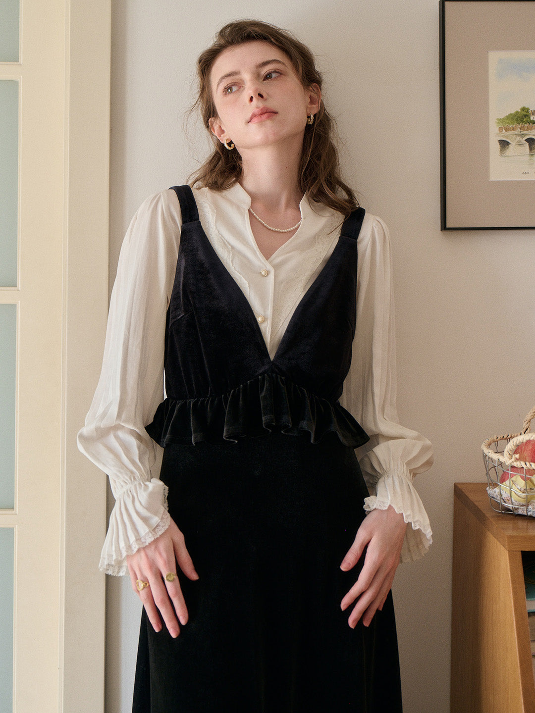 Rosalia V-Neck Velvet Dress