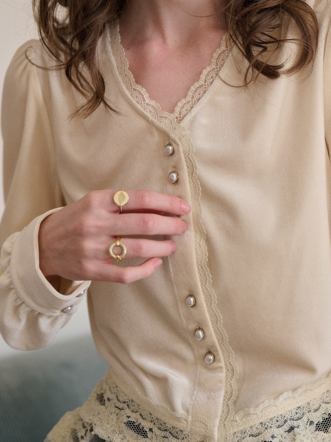 Theodora V-Neck Hollow Blouse