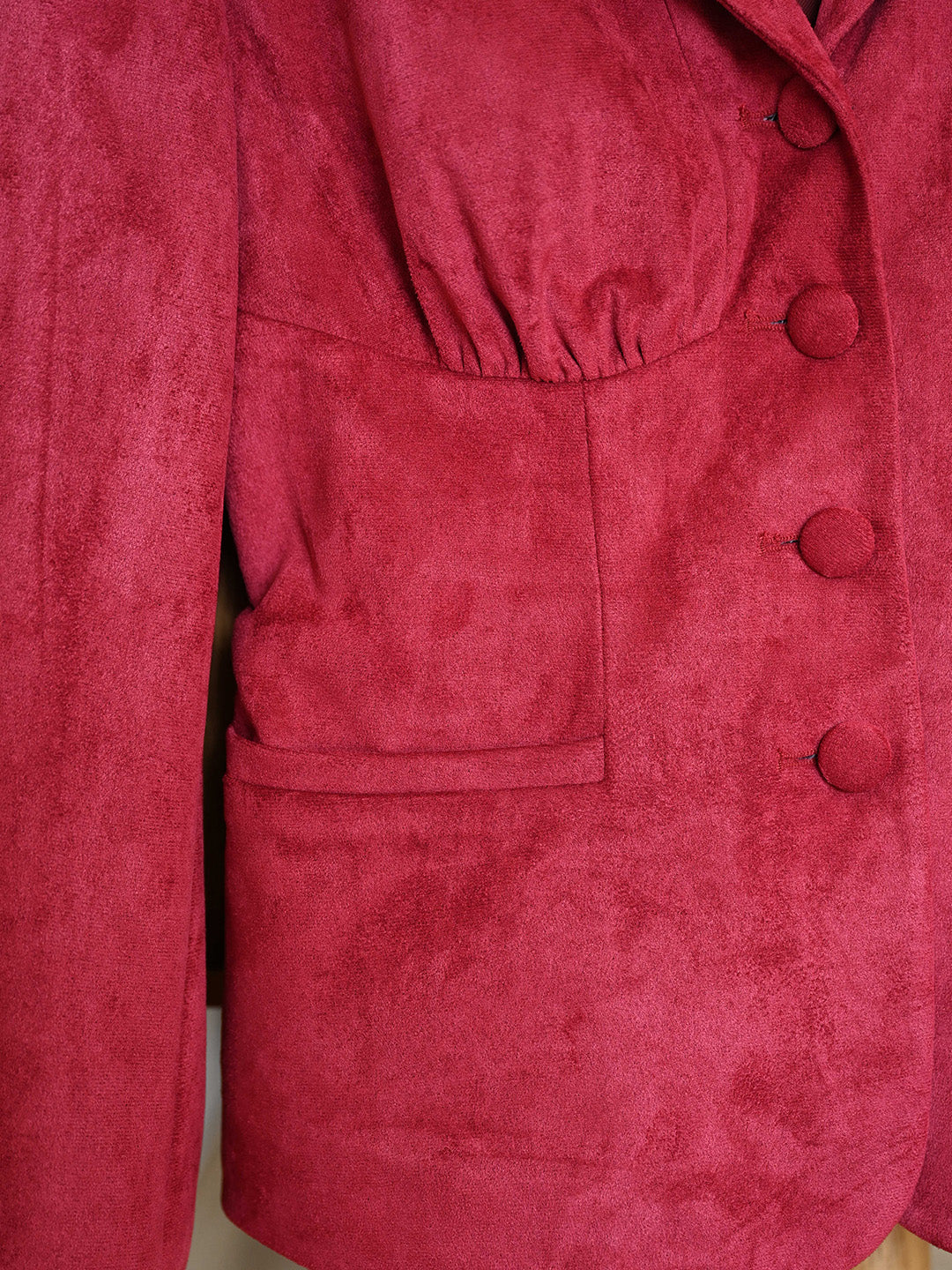 Della V-Neck Red Blazer