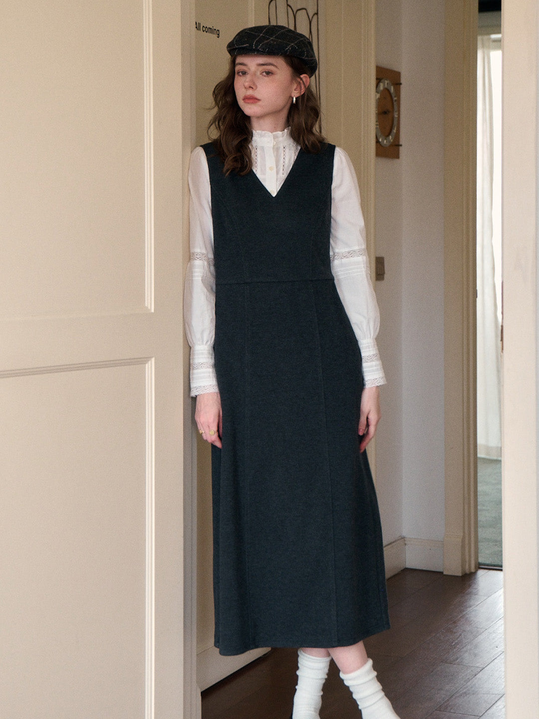 Emmie V-Neck Wool Sleeveless Dress