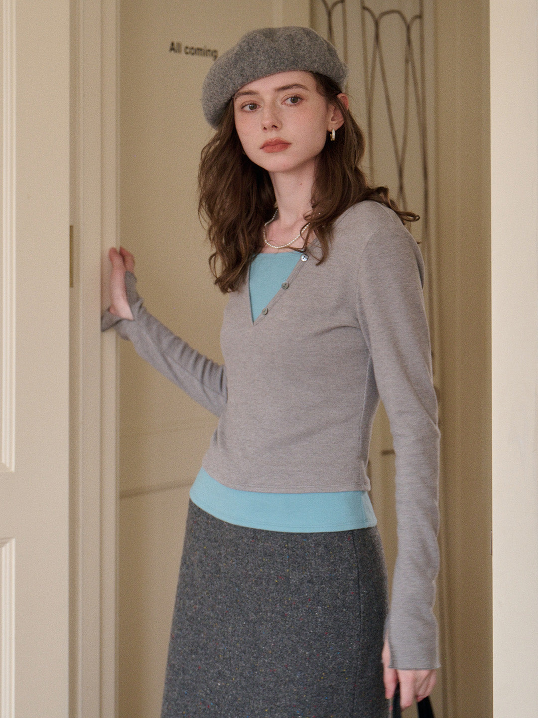 Zaniyah V-Neck Knit Top