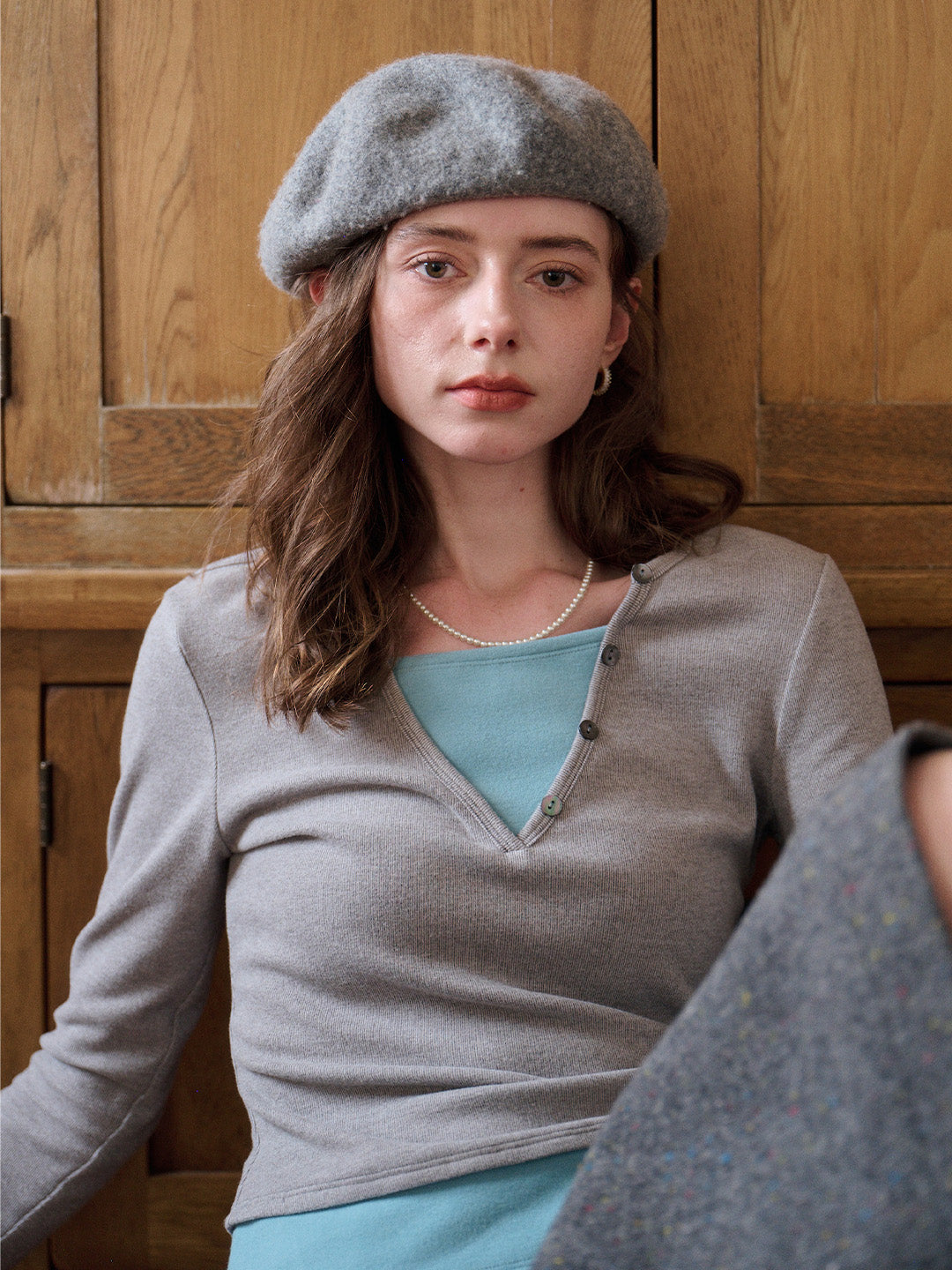 Zaniyah V-Neck Knit Top