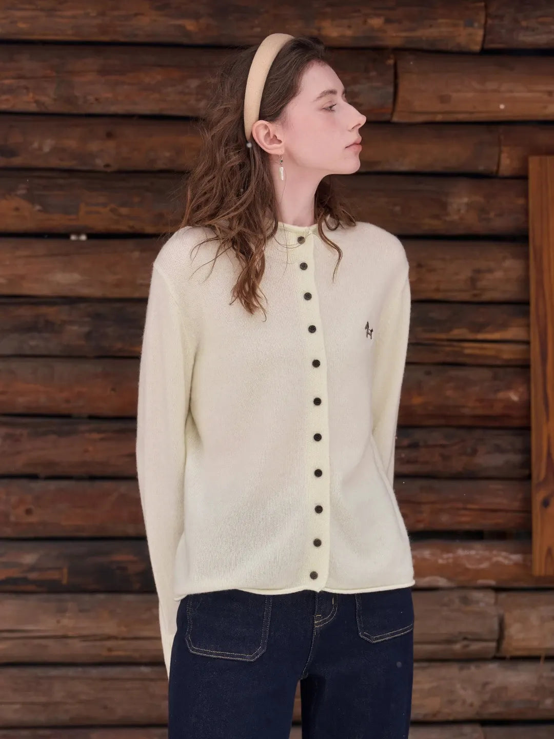 Araceli Round Neck 100% Wool Cardigan