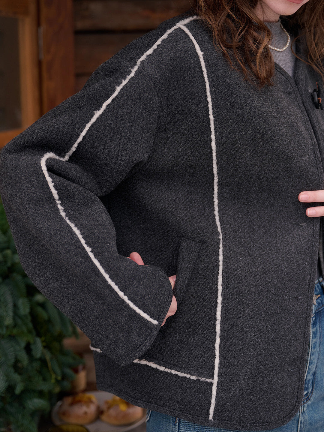 Aileen Round Neck Silhouette Coat