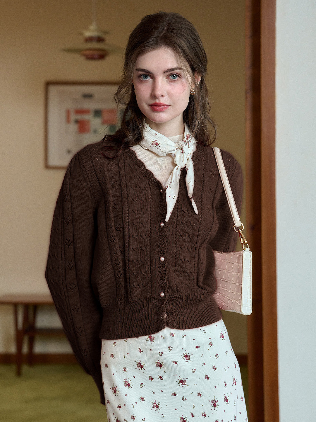 Amira Wave V-neck Cotton Knitted Cardigan