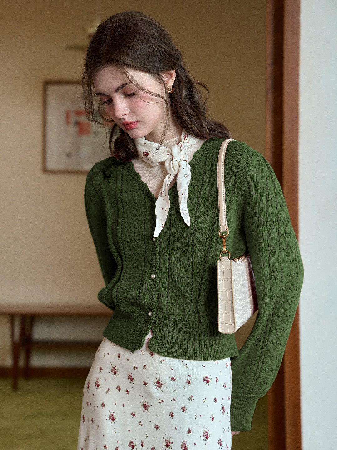 Amira Wave V-neck Cotton Knitted Cardigan