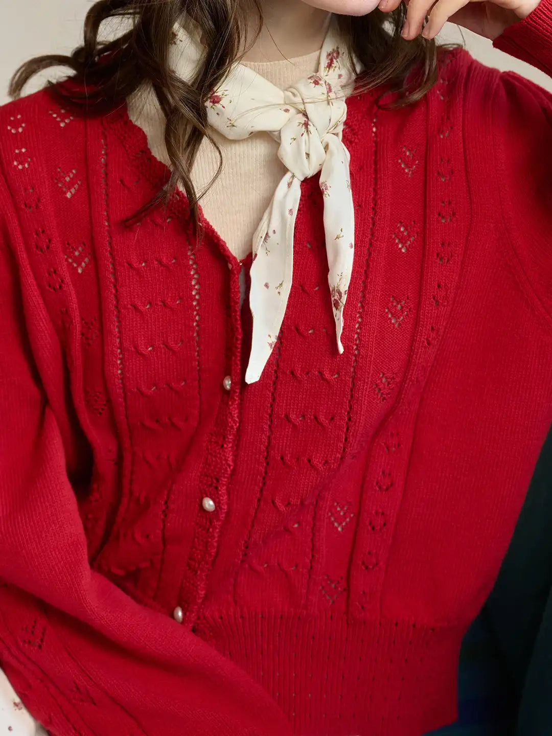 Amira Wave V-neck Cotton Knitted Cardigan