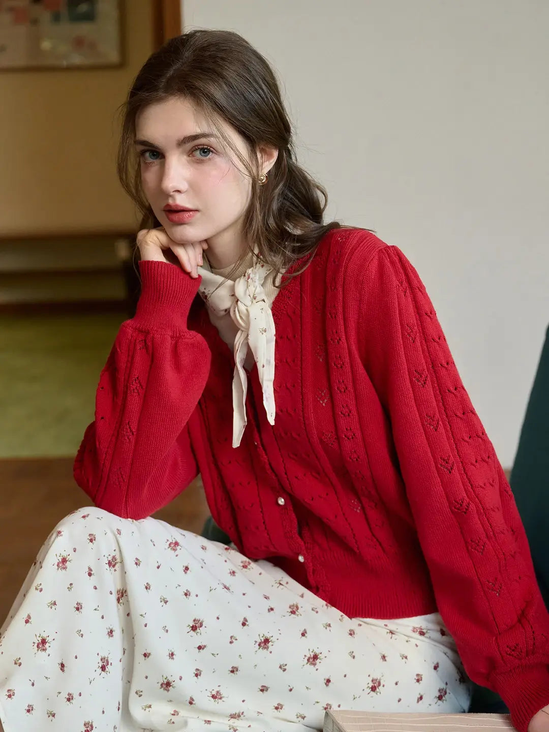 Amira Wave V-neck Cotton Knitted Cardigan