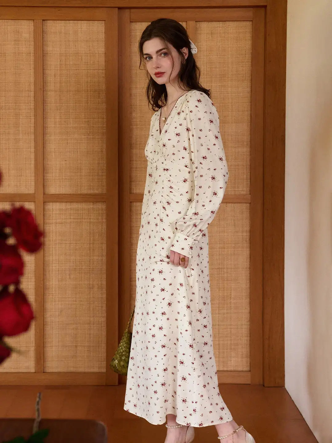 Nori V-Neck Floral Dress