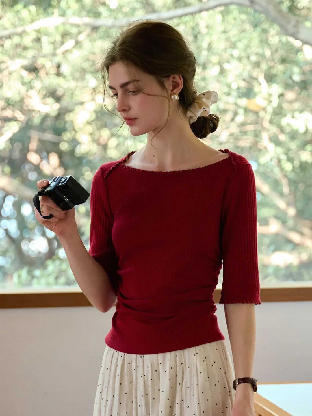 Bria Straight Neck Waist Blouse