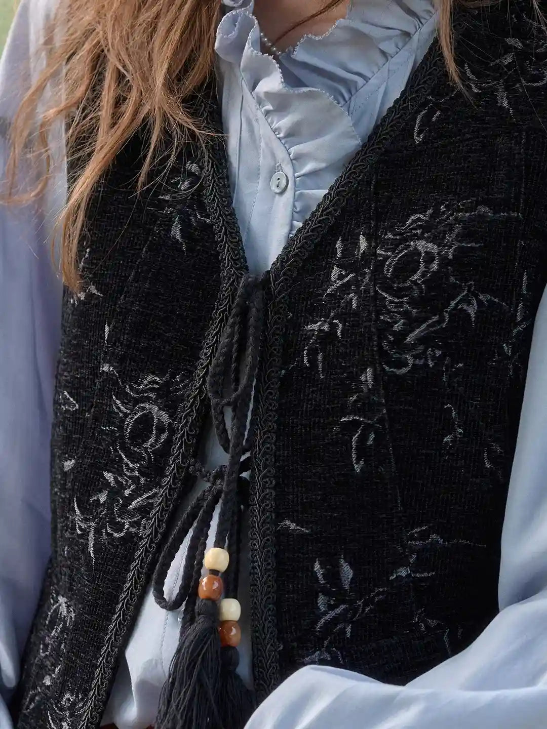 Aliya V-Neck Embroidery Vest