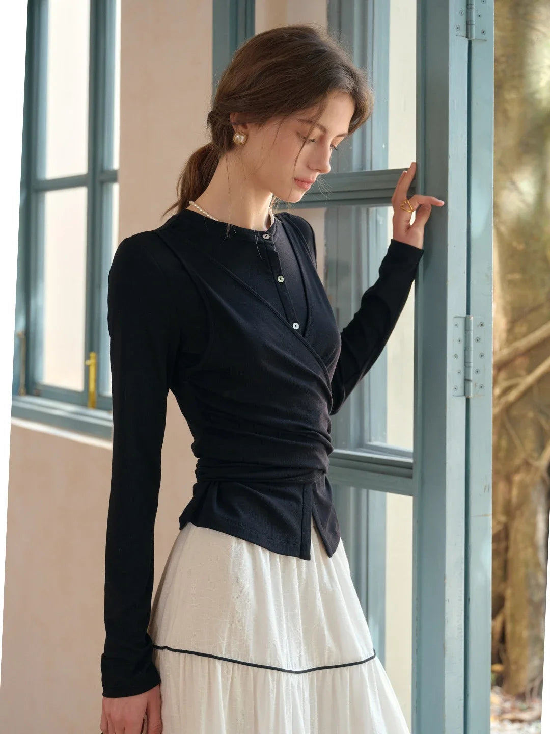 Zhuri Round Neck Wool Cardigan