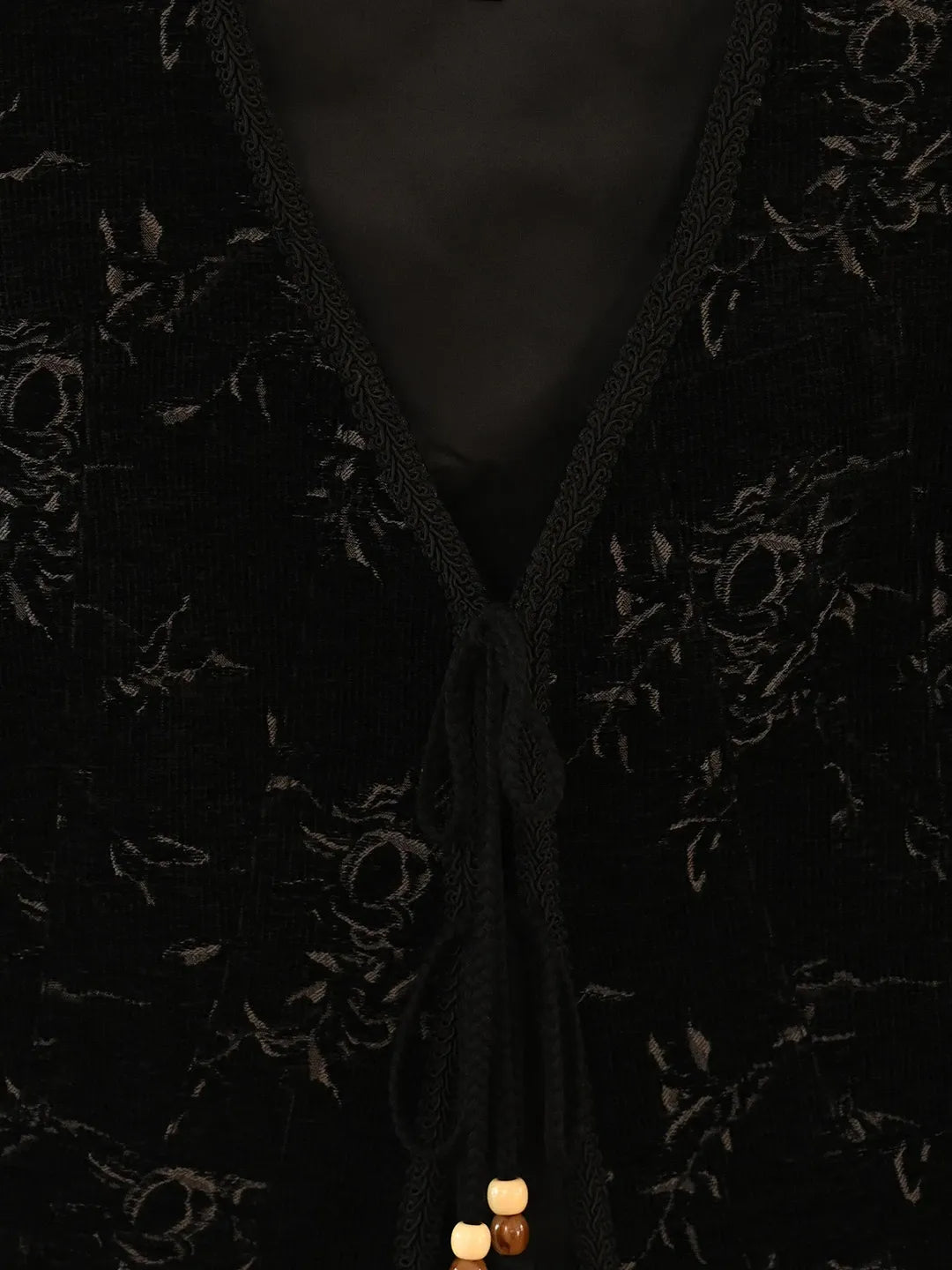 Aliya V-Neck Embroidery Vest