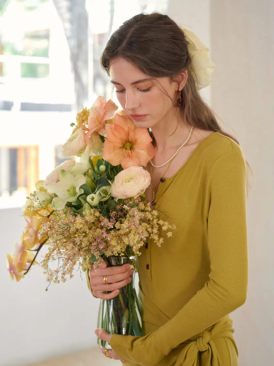 Cielo Rounc Neck Knot Dress