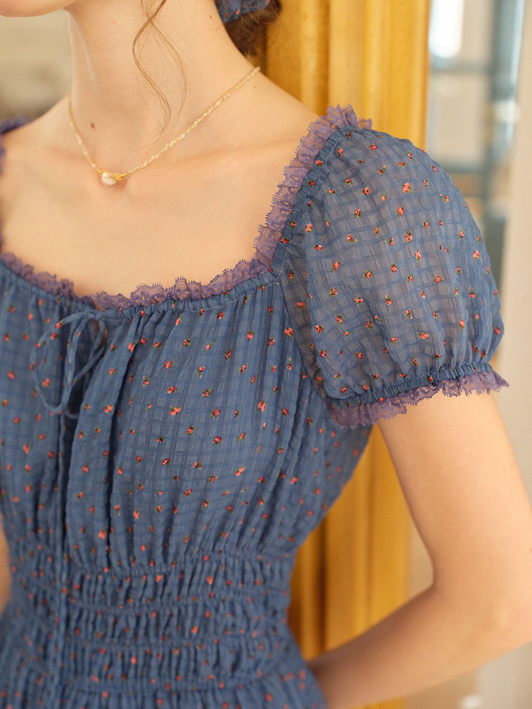 Carmen Sweetheart Neck Puff Sleeve Dress