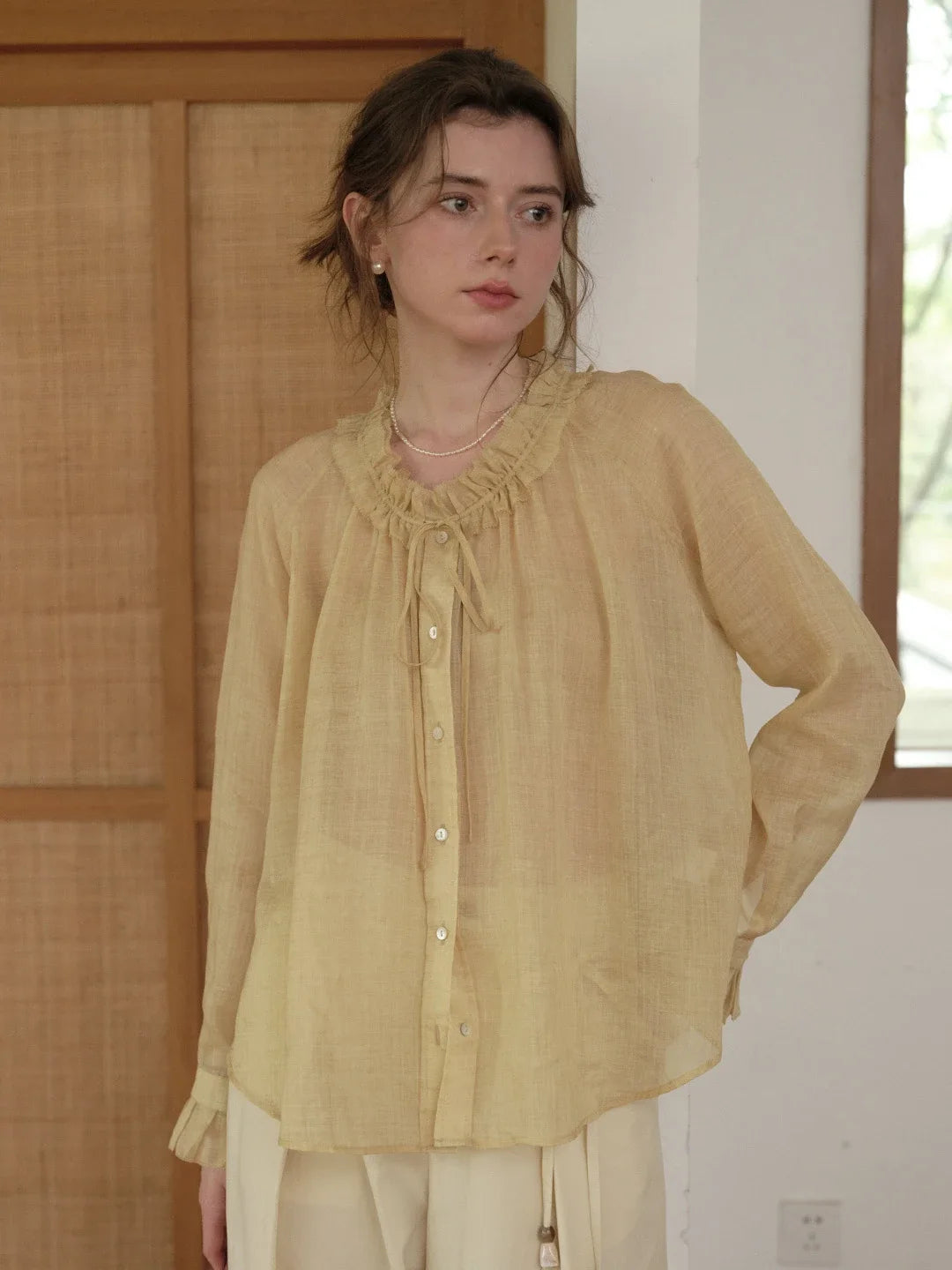 Aura Ruffle Collar Ramie Blouse