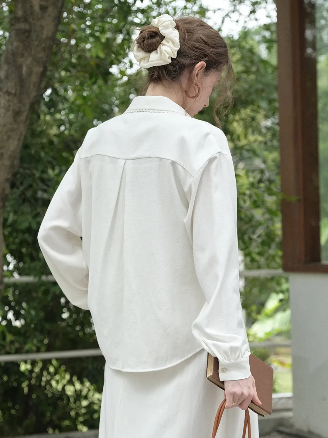 Carla Lace Collar Linen Shirt