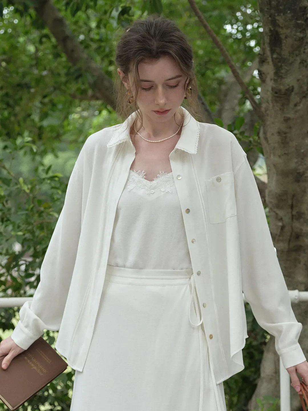 Carla Lace Collar Linen Shirt