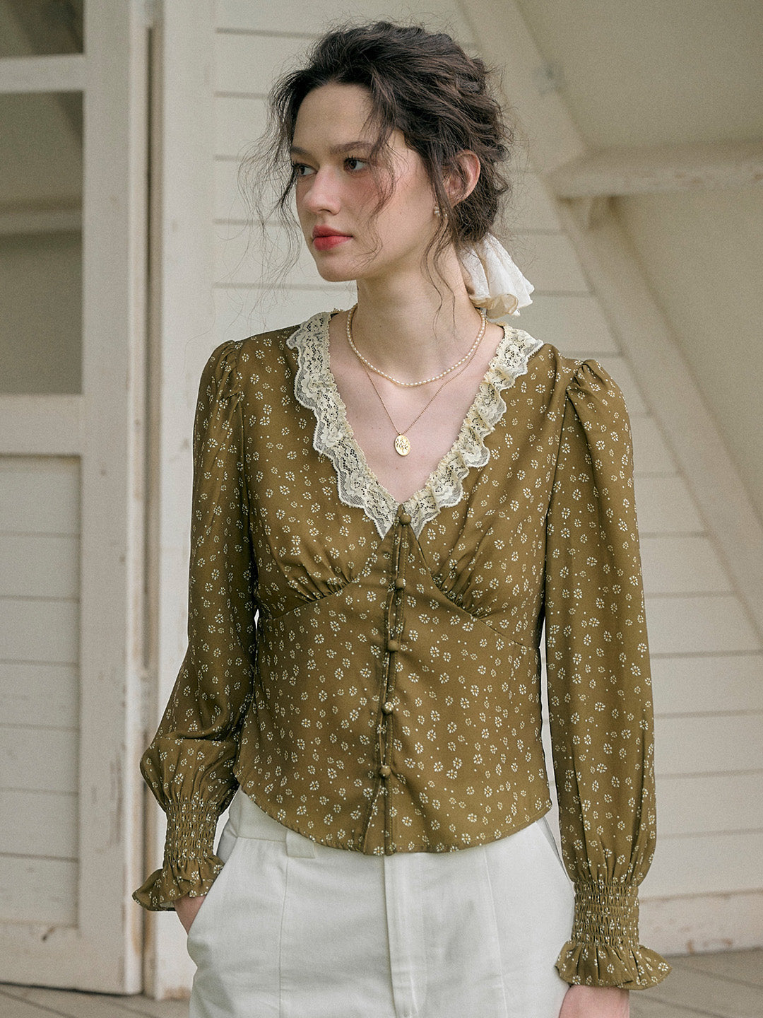 【Final Sale】Laurel V-Neck Floral Blouse - Yellow