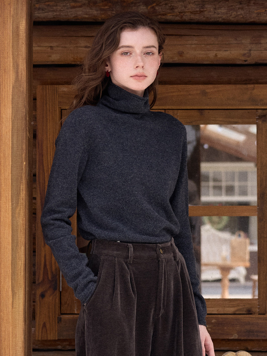 Marilyn Turtleneck Wool Cashmere Sweater