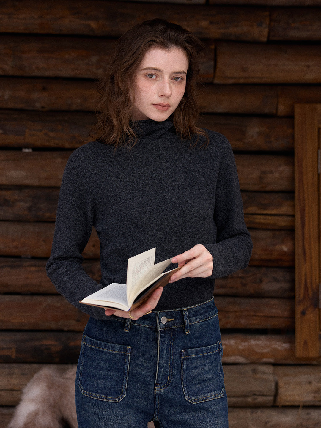 Marilyn Turtleneck Wool Cashmere Sweater