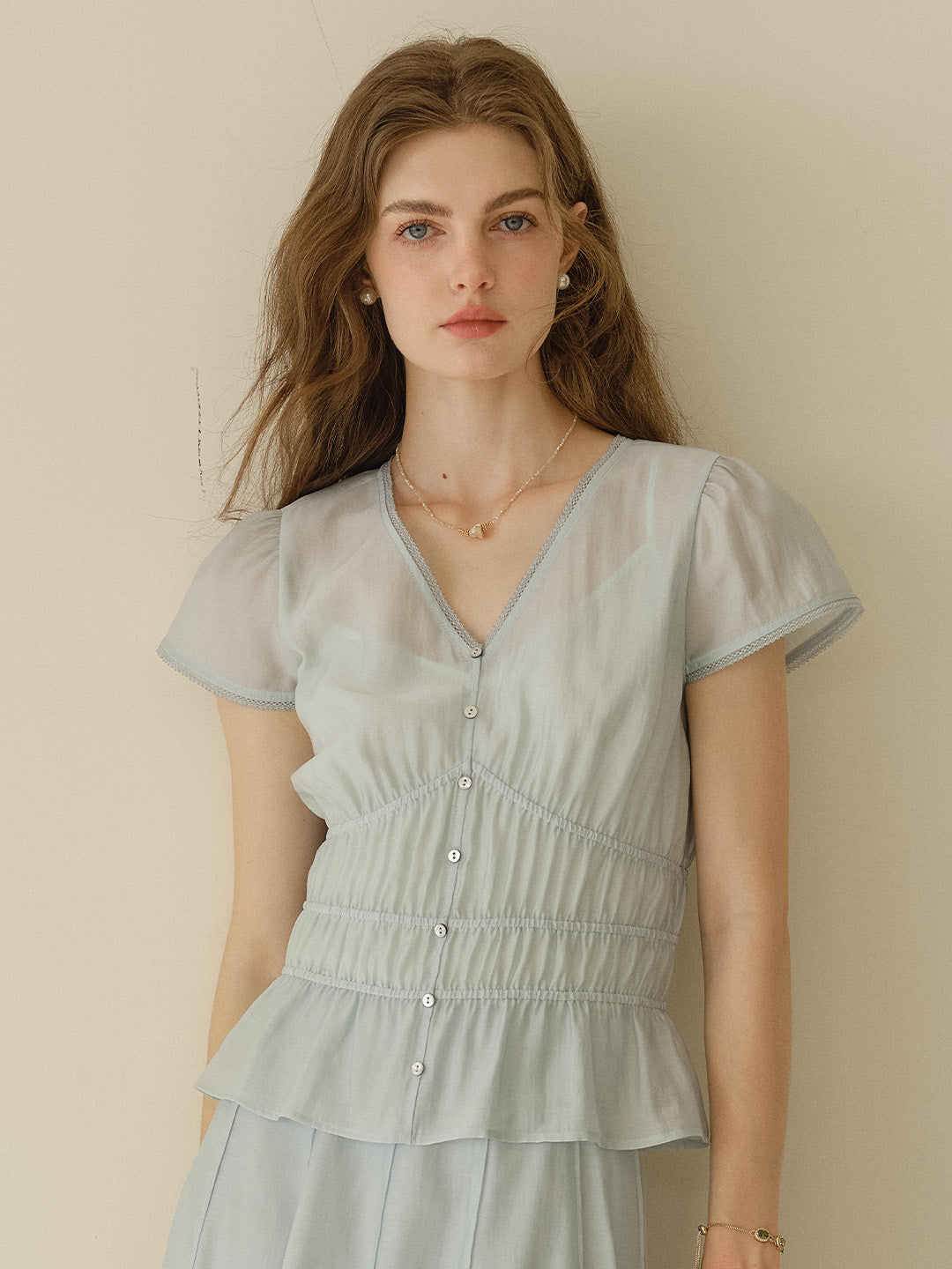 Bella V-Neck Light Lyocell Blouse