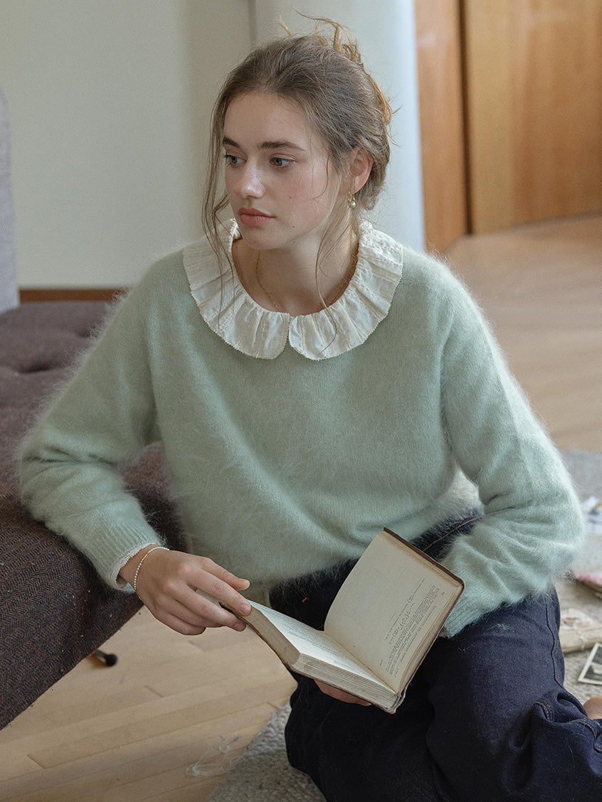 Tru Cloud-Soft Wool Round Neck Sweater Pale green