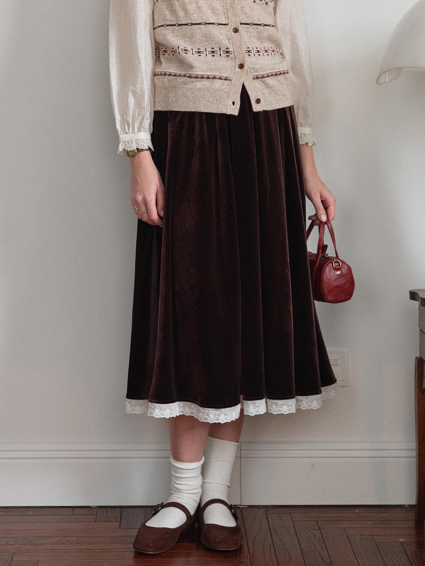 Carlota Lace Hem Pocket Velvet Midi Skirt