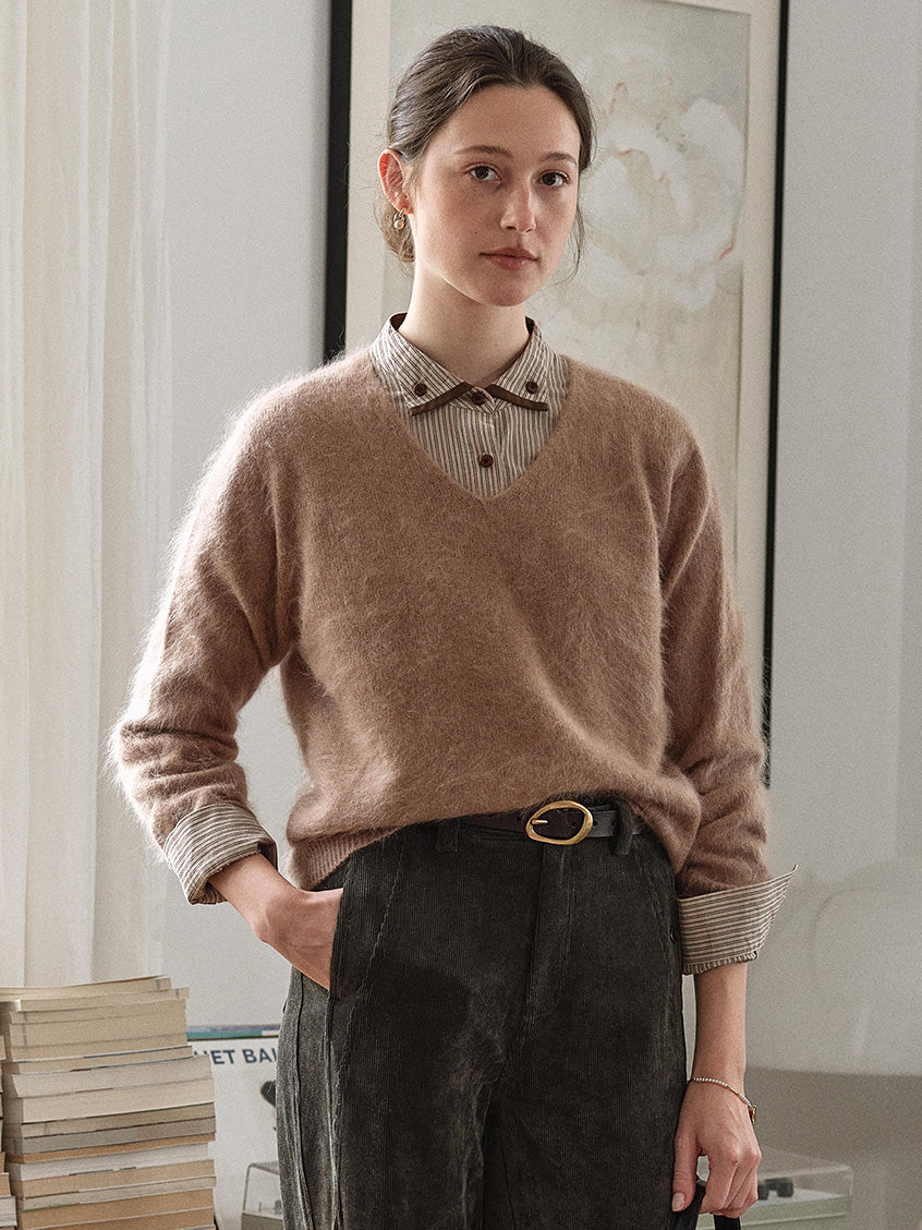 Alaiya V-Neck Lustrous Wool-Silk-Cashmere Sweater Light Brown