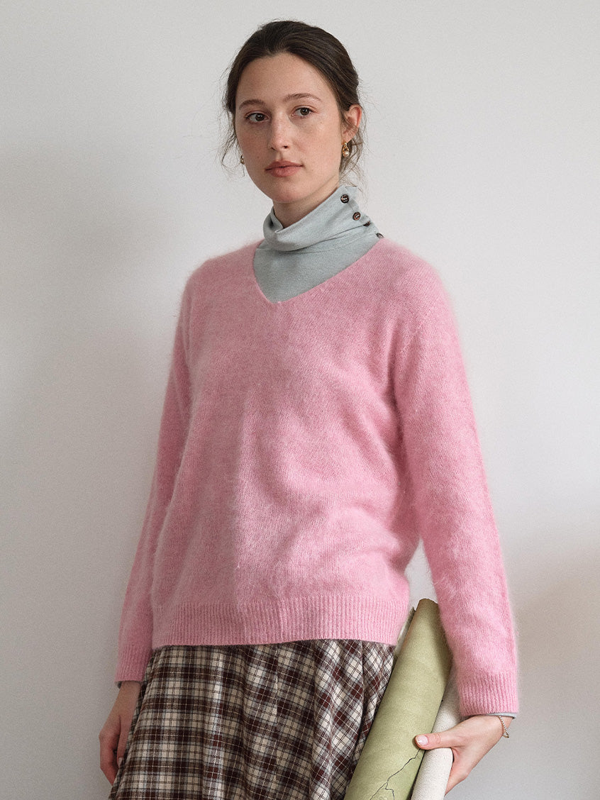 Alaiya V-Neck Lustrous Wool-Silk-Cashmere Sweater Pink