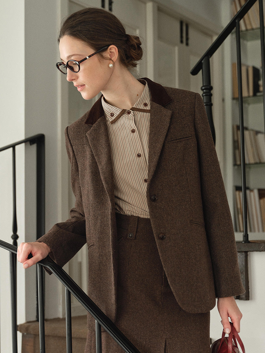 Zeta Lapel Collar Flap-Pocket Textured Blazer
