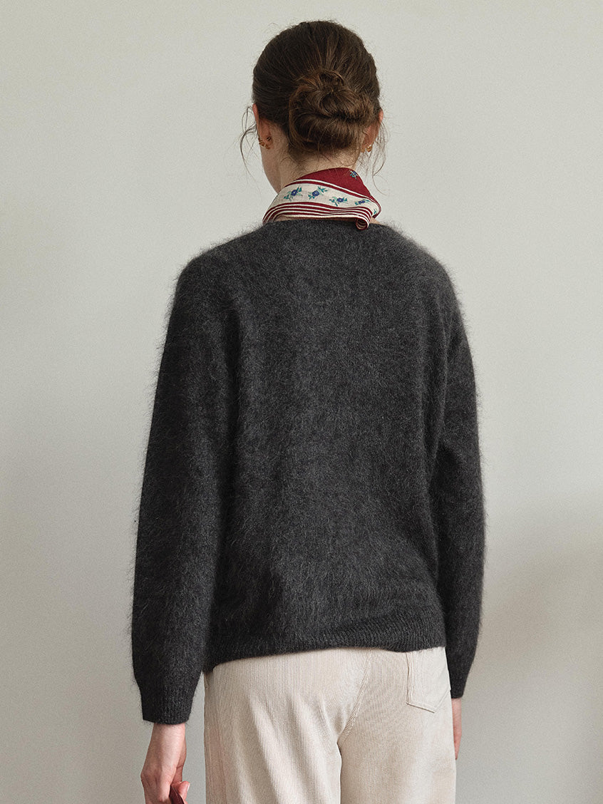 Alaiya V-Neck Lustrous Wool-Silk-Cashmere Sweater Grey