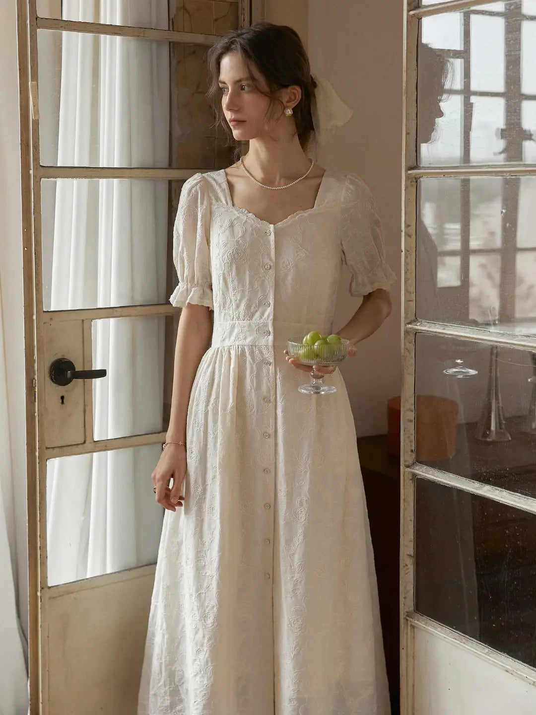 Ayra Sweetheart Neck Puff Sleeves Dress