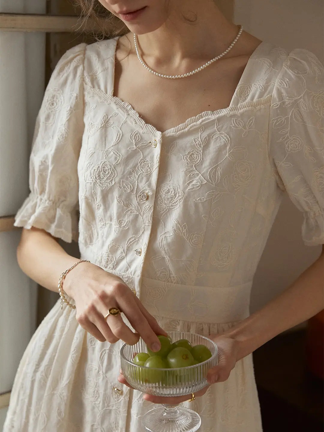 Ayra Sweetheart Neck Puff Sleeves Dress